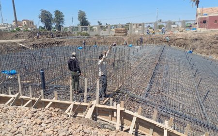 وكيل وزارة الشباب بكفر الشيخ يتفقد الأعمال الإنشائية بحمام السباحة