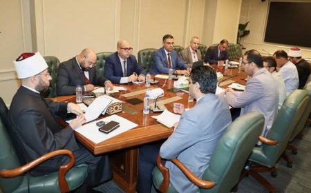 وزير الأوقاف يؤكد علي توثيق الأعيان الوقفية