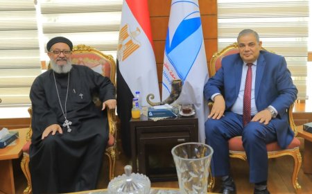 رئيس جامعة كفر الشيخ يستقبل وفد الكنيسة الأرثوذكسية للتهنئة بعيد الاضحي المبارك