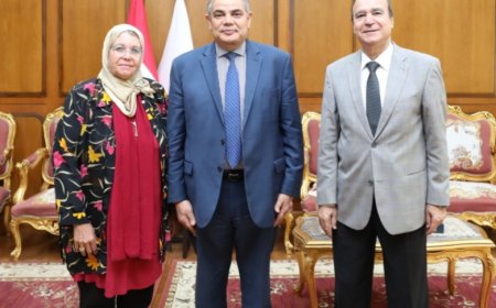 رئيس جامعة كفر الشيخ يشهد حفل تخريج طلاب كلية التربية النوعية دفعة العام الاكاديمي 2025