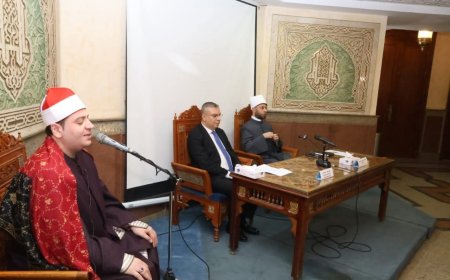 افتتاح دورة تدريب الإعلاميين على فن الإلقاء والتواصل