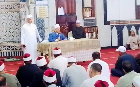 وكيل وزارة الأوقاف بكفر الشيخ: المساجد منارة للعلم والوسطية ولا تهاون مع المقصرين