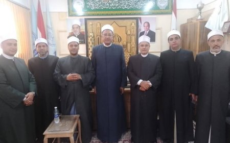 وكيل وزارة الأوقاف بكفر الشيخ يهنئ رئيس المنطقة الأزهرية بثقة الإمام الأكبر