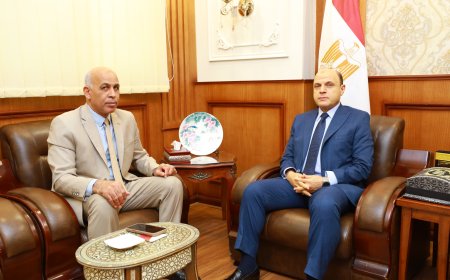 محافظ كفرالشيخ يستقبل القائم بعمل رئيس الجامعة لبحث الملفات التعليمية واستعدادات العام الدراسي الجديد