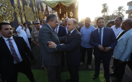 محافظ كفرالشيخ يقدم واجب العزاء في وفاة والدة «رئيس الجامعة السابق».. بسيدي سالم