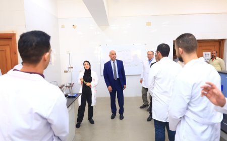 رئيس جامعة كفر الشيخ يتفقد سير العملية التعلمية بالجامعة  الأهلية ويؤكد: طلابنا محور اهتمامنا ونسعى لتوفير بيئة تعليمية متميزة
