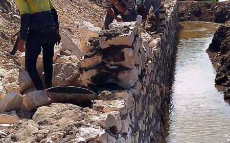 محافظ كفرالشيخ يوجّه بتنفيذ أعمال تدبيش وحوائط ساندة بطريق الخادمية – سيدي غازي