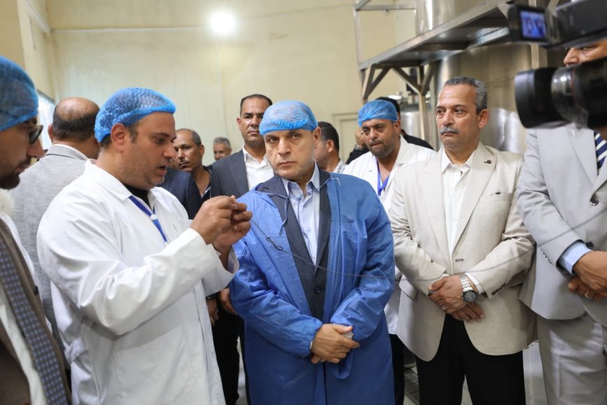 محافظ كفرالشيخ يتفقد عدد من المصانع بالمنطقة الصناعية ببلطيم.. إشغال كامل 100%