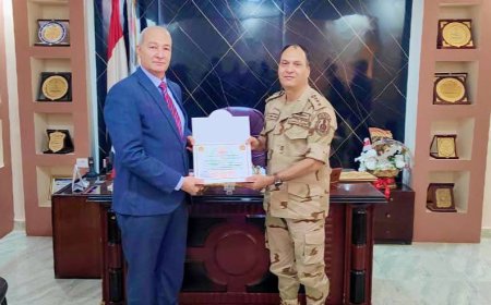 مستشار عسكرى محافظة كفر الشيخ يكرم وكيل وزارة الشباب والرياضة للأداء المتميز فى تنفيذ التدريب العملى المشترك «صقر 150»
