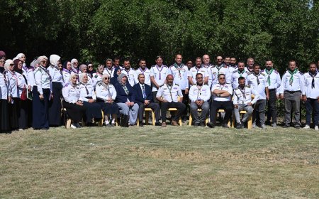 تربية الكرخ الأولى تواصل دورتها التطويرية في مراسيم رفع العلم وتنمية القيادات الكشفية