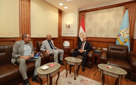 محافظ كفرالشيخ يستقبل القائم بعمل رئيس الجامعة لبحث عدد من الملفات التعليمية