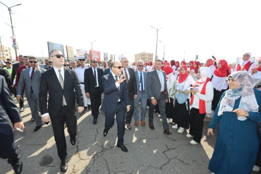 استقبال حافل من أهالي البرلس لمحافظ كفرالشيخ في الذكرى الـ69 لمعركة البرلس البحرية المجيدة