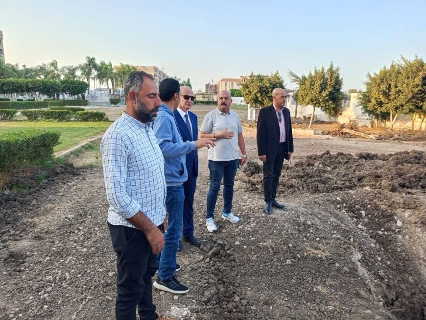 وكيل وزارة الشباب بكفر الشيخ يتفقد الأعمال الإنشائية لحمام السباحة النضف أوليمبى وملعب السرعة بمركز التنمية الشبابية بدسوق
