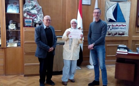 رئيس جامعة كفر الشيخ يستقبل وفد جامعة إيريز الهولندية في إطار مشروع الزراعة الذكية مناخيًا وتسليم شهادات التدريب الدولي للطلاب