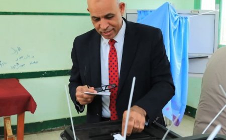 رئيس جامعة كفر الشيخ يدلي بصوته في انتخابات مجلس النواب 2025