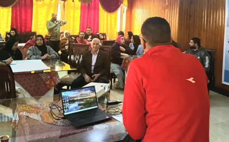 تصميم العروض الرياضية وتنظيم الفاعليات الرياضية بالملاعب المتنوعة فى ختام برنامج المدرب المجتمعي 