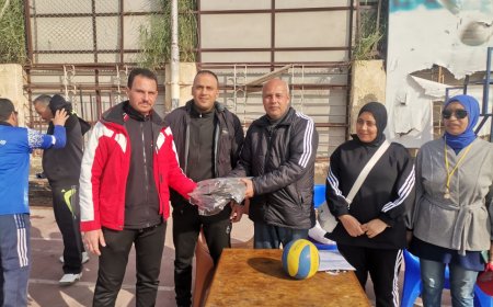 فريق «فوة» يحصد المركز الأول فى التصفيات النهائية للكرة الطائرة بكفر الشيخ «الرياضة تساوى صحة»