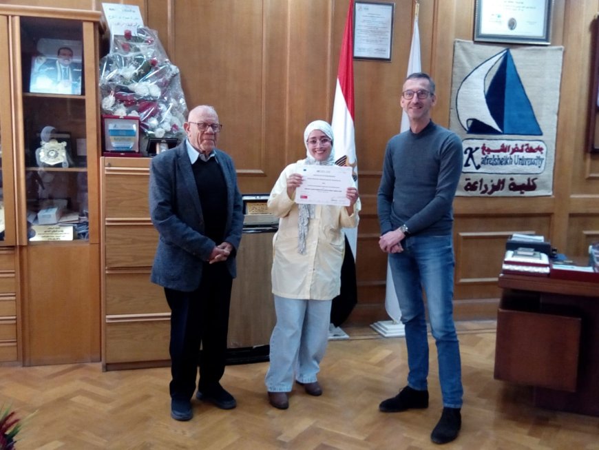 رئيس جامعة كفر الشيخ يستقبل وفد جامعة إيريز الهولندية في إطار مشروع الزراعة الذكية مناخيًا وتسليم شهادات التدريب الدولي للطلاب