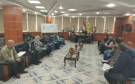 رئيس مجلس مدينة العريش يشدد علي ضرورة المتابعة لتقديم الخدمات للمواطنين