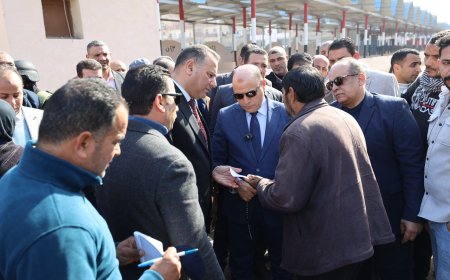 محافظ كفرالشيخ يتابع انتظام العمل بالمركز التكنولوجي بسيدي سالم.. ويكلف بسرعة إنجاز طلبات المواطنين