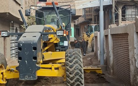 محافظ أسيوط يشدد على استمرار حملات تسوية وتمهيد الشوارع… ورئيس مركز القوصية يتابع الأعمال بقرية الحرادنة