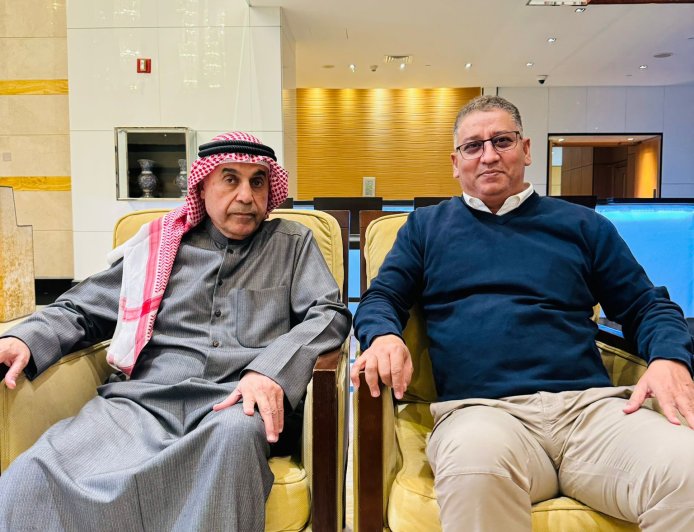 عندما تتحول الكلمات إلى لوحات فنية 