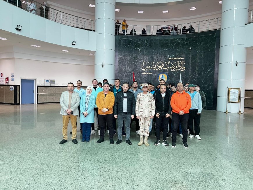 طلاب التربية العسكرية بجامعة كفر الشيخ يواصلون مسيرة العطاء بحملة تبرع بالدم بالمستشفى الجامعي