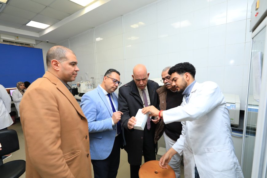 رئيس جامعة كفر الشيخ يتفقد المستشفى الجامعي ويؤكد: تطوير مستمر للمنظومة الصحية ورفع كفاءة الخدمات الطبية
