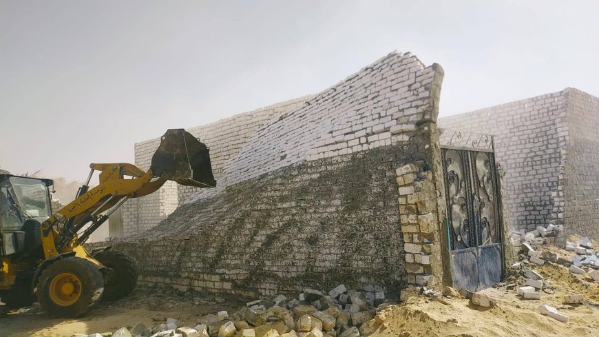 محافظ أسيوط: إزالة 11 حالة تعدي في 3 مراكز خلال المرحلة الأولى من الموجة الـ28 للازالات