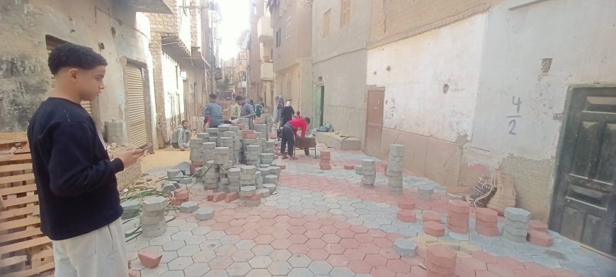 محافظ أسيوط: استمرار أعمال تركيب بلاط الإنترلوك بمدينة أبنوب ضمن الخطة الاستثمارية 2025-2026