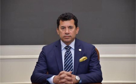 بحضور وزير الشباب والرياضة  الإجتماع الدوري لمناقشة تنفيذ الخطة الإنشائية لمراكز الشباب والأندية