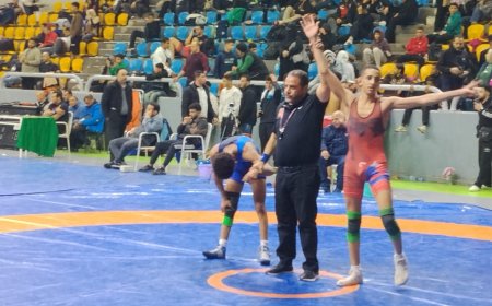 محافظ أسيوط يهنئ أبطال المشروع القومي للموهبة بعد حصد 6 ميداليات ببطولة السوبر للمصارعة