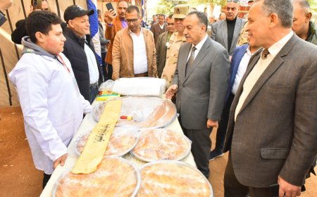 محافظ أسيوط يفتتح معرض منتجات المدارس الزراعية بتخفيضات تتجاوز 25% لدعم التعليم الفني وتخفيف العبء عن المواطنين