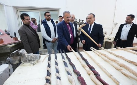 محافظ أسيوط ورئيس الطائفة الإنجيلية يتفقدان مركز الحرف اليدوية والتراثية بالفتح تمهيدًا لافتتاحه ويؤكدان صرح تنموي يدعم التراث والاقتصاد المحلي