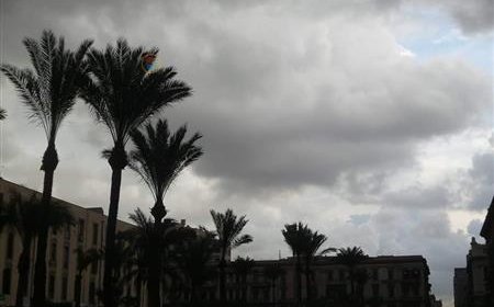 الأرصاد: انخفاض الحرارة وأمطار ونشاط رياح