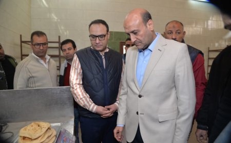 محافظ أسيوط يقود جولة مفاجئة على المخابز ومستودعات البوتاجاز
