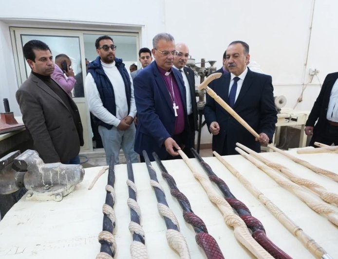 محافظ أسيوط ورئيس الطائفة الإنجيلية يتفقدان مركز الحرف اليدوية والتراثية بالفتح تمهيدًا لافتتاحه ويؤكدان صرح تنموي يدعم التراث والاقتصاد المحلي