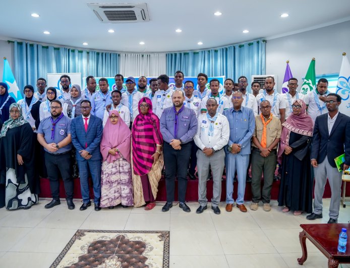 جمعية الكشافة الصومالية تستضيف وفدا رسميا من الاقليم الكشفى العربى