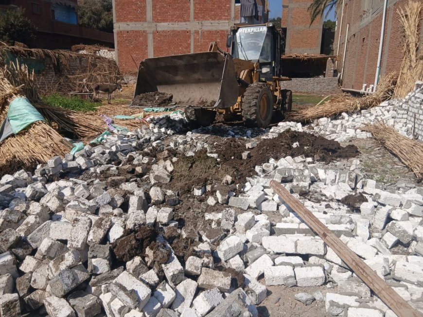 محافظ أسيوط: إزالة 20 حالة تعدي بـ6 مراكز خلال المرحلة الأولى من الموجة الـ28 للازالات