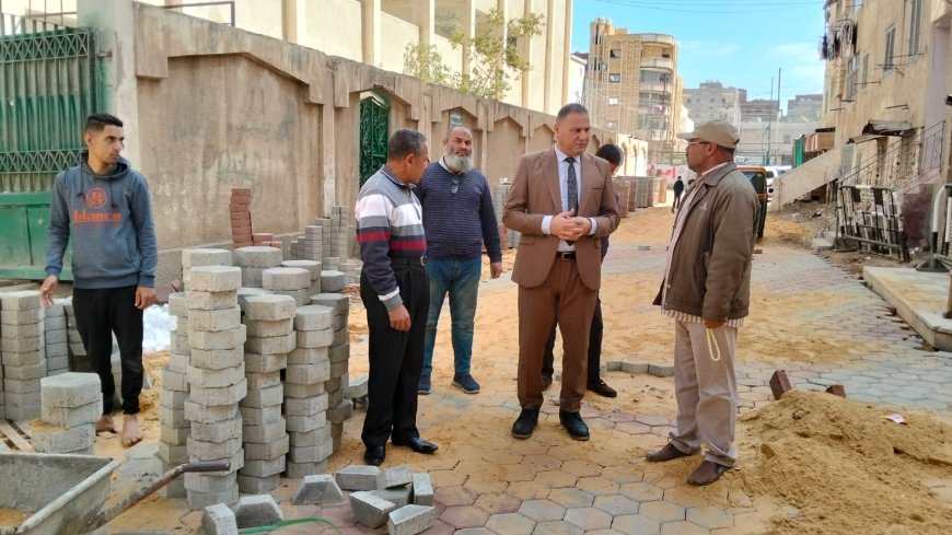 محافظ كفرالشيخ يتابع أعمال تركيب الانترلوك بسيدي سالم ضمن مشروعات الخطة الاستثمارية