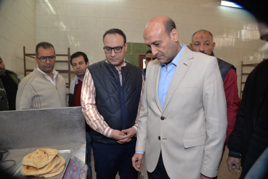 محافظ أسيوط يقود جولة مفاجئة على المخابز ومستودعات البوتاجاز