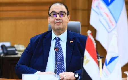 رئيس جامعة كفر الشيخ يهنئ الصحفيين والإعلاميين بحلول عيد الفطر المبارك