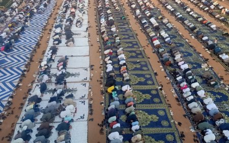 ساحات الصلاة بمراكز الشباب والأندية فى كفر الشيخ تستقبل آلاف المصلين لأداء صلاة عيد الفطر