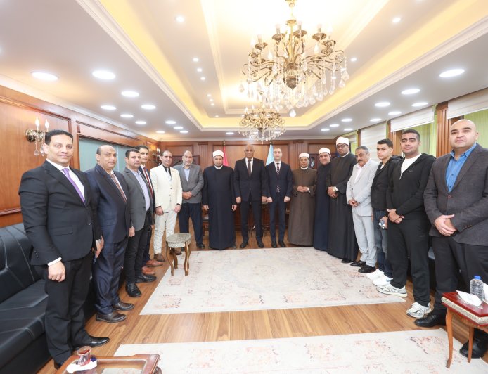 محافظ كفرالشيخ يستقبل القيادات الأمنية والتنفيذية لتبادل التهنئة بعيد الفطر المبارك