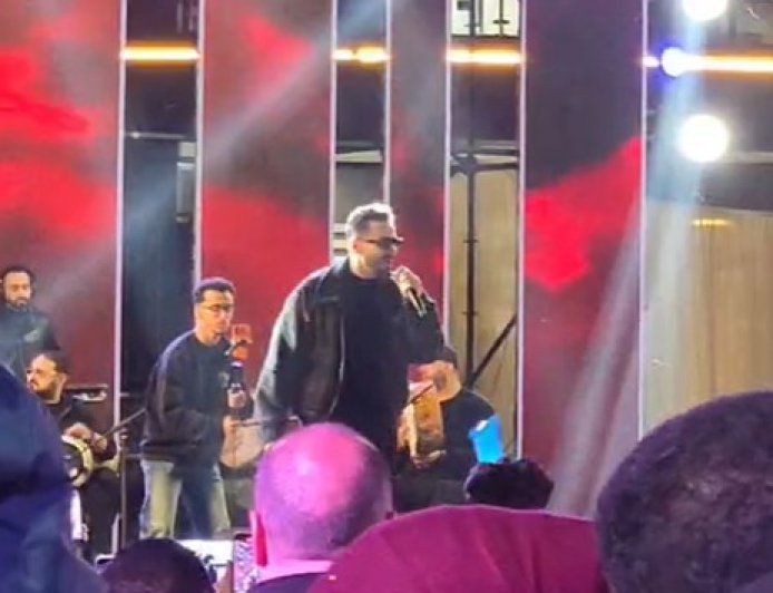 حمادة هلال يحي حفل لنادي ماتريكس بكفر الشيخ .. والنادي يقدم له درع النادي 