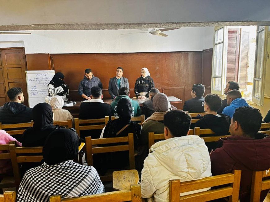 وكيل وزارة الشباب والرياضة بكفرالشيخ يناقش الاستعدادت النهائية للافطار الجماعي تحت شعار «الأسرة الكفراوية»