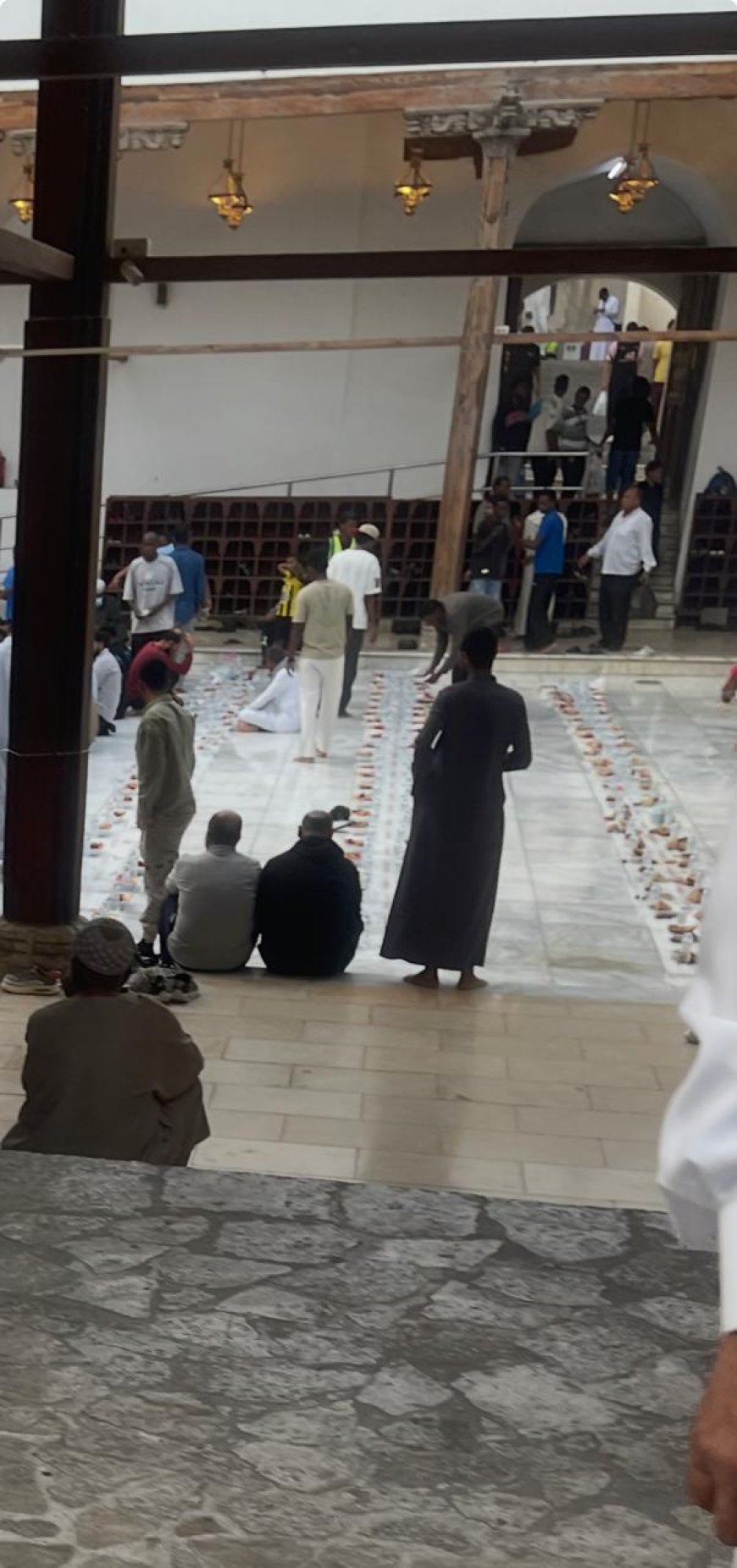 يوم العلم فى جده التاريخية