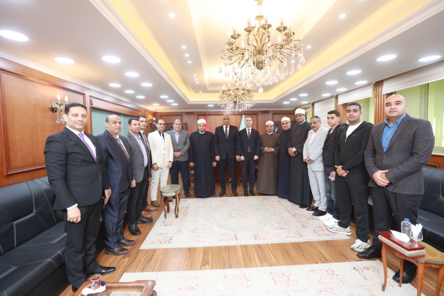 محافظ كفرالشيخ يستقبل القيادات الأمنية والتنفيذية لتبادل التهنئة بعيد الفطر المبارك