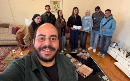 الإدمان الرقمي عزلة في زحام الوهم مشروع تخرج «بصمة وعي» لطلاب إعلام – قسم العلاقات العامة والإعلان بجامعة مصر للعلوم والتكنولوجيا