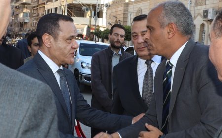 محافظ كفرالشيخ يقدم واجب العزاء في وفاة نائب رئيس محكمة النقض